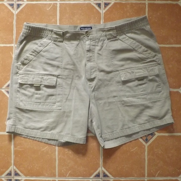 mens cargo shorts size 48 waist